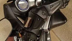 Yamaha T-Max 530 SX (2017 - 19)  (6)