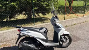 Honda Vision 110 (2011 - 16)  (4)