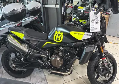 Husqvarna Svartpilen 801 (2024 - 26) - Annuncio 9477647