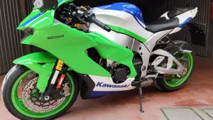 Kawasaki Ninja 1000 ZX-10R 40th Anniversary Edition (2024)  (3)