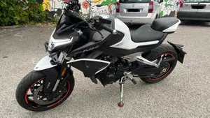 CFMOTO 800NK Advanced (2023 - 26)  (4)