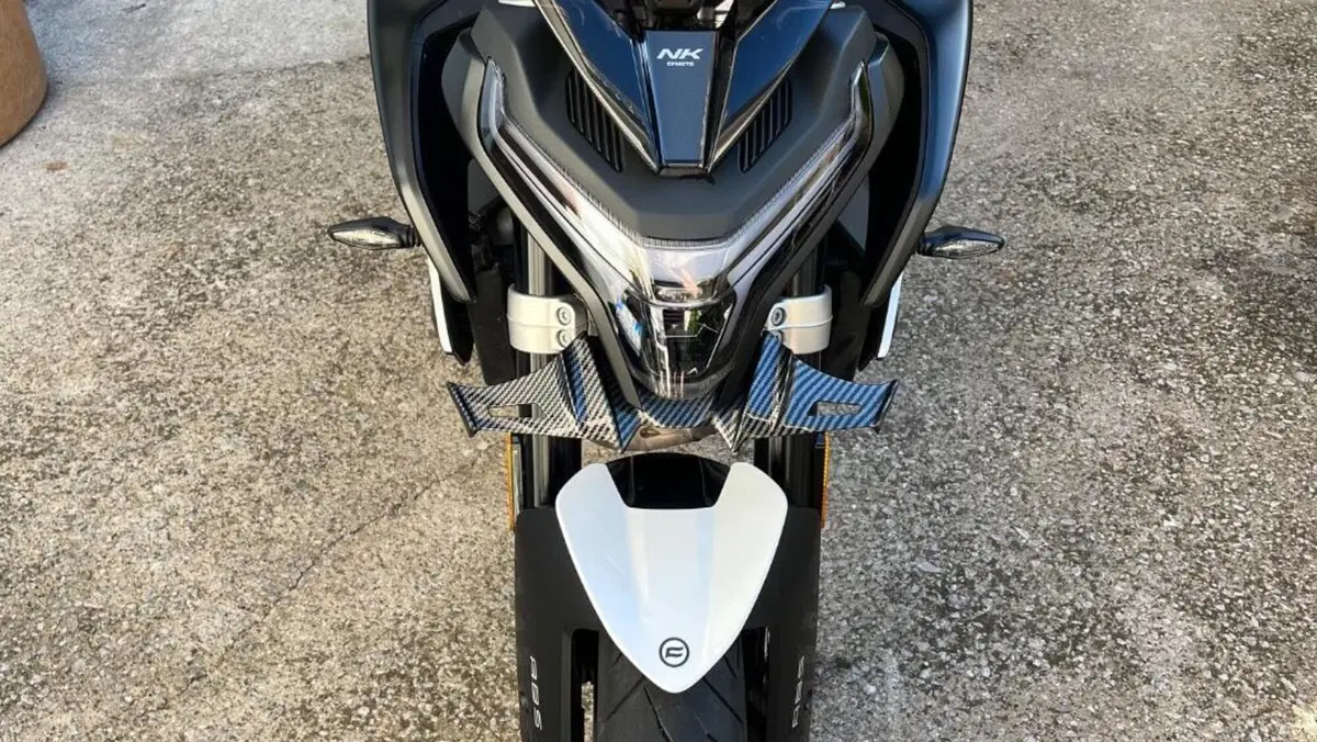CFMOTO 800NK Advanced (2023 - 26)  (6)