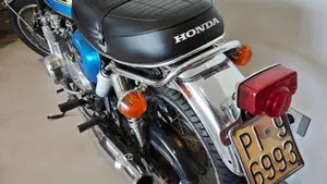 Honda   (6)