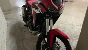 Honda Africa Twin CRF 1100L DCT (2020 - 21)  (4)