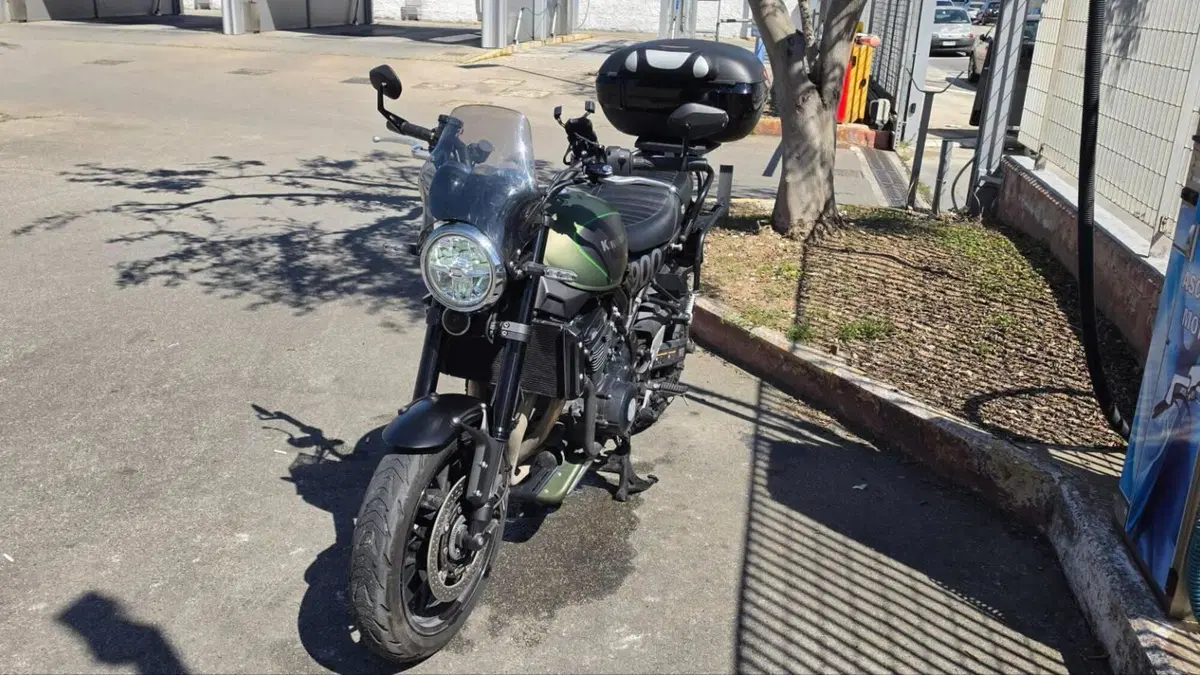 Kawasaki Z 900 RS (2018 - 20)  (6)