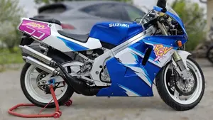 Suzuki  