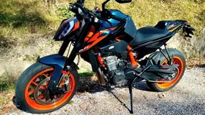 KTM 890 Duke R (2022 - 23)  (4)