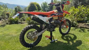 KTM 300 EXC TBI (2024)  (3)