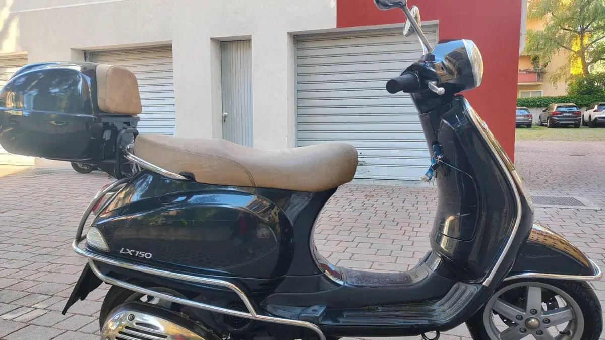 Vespa LX 150 (2005 - 11)  (3)