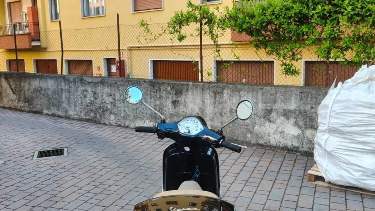 Vespa LX 150 (2005 - 11)  (4)