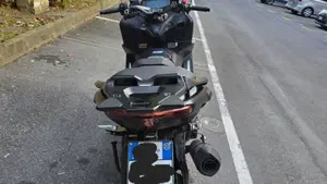 Yamaha T-Max 560 (2022 - 24)  (2)