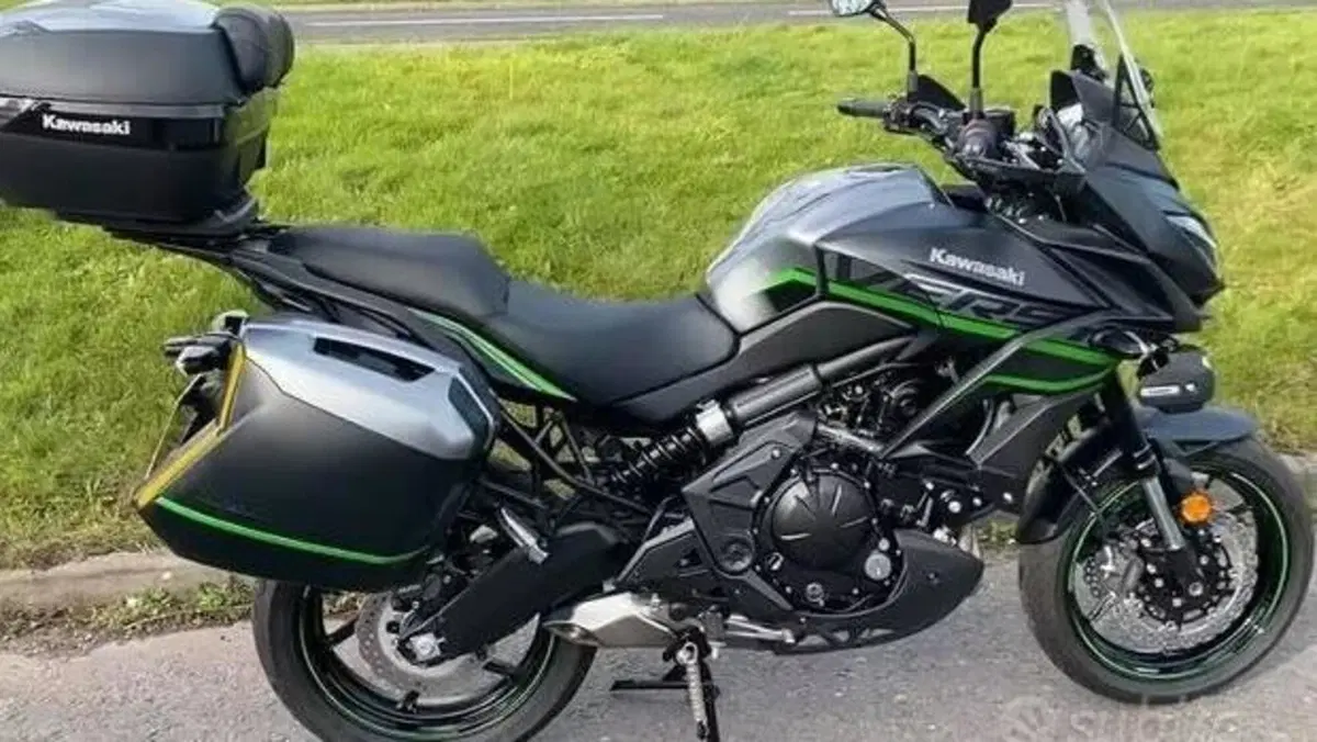 Kawasaki Versys 650 Grand Tourer (2017 - 20)  (2)