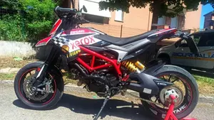 Ducati Hypermotard 821 SP (2013 - 15) 