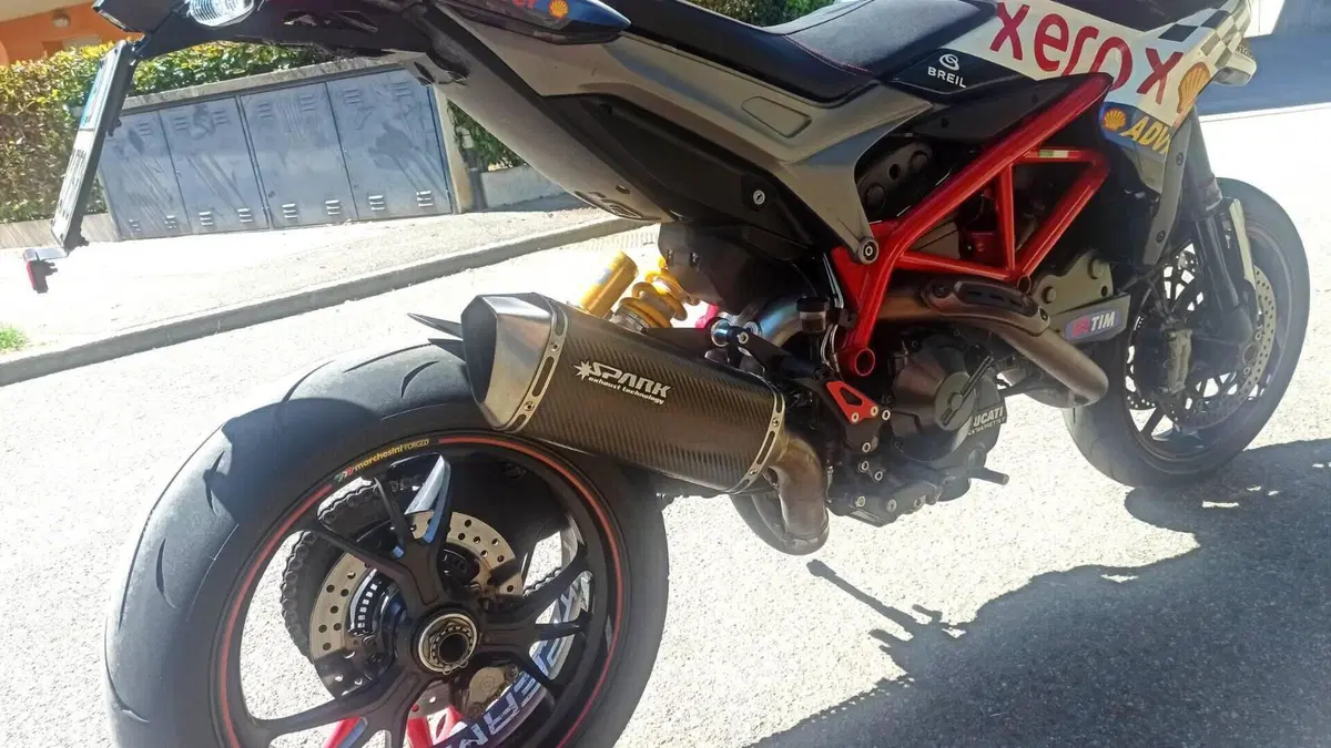 Ducati Hypermotard 821 SP (2013 - 15)  (4)