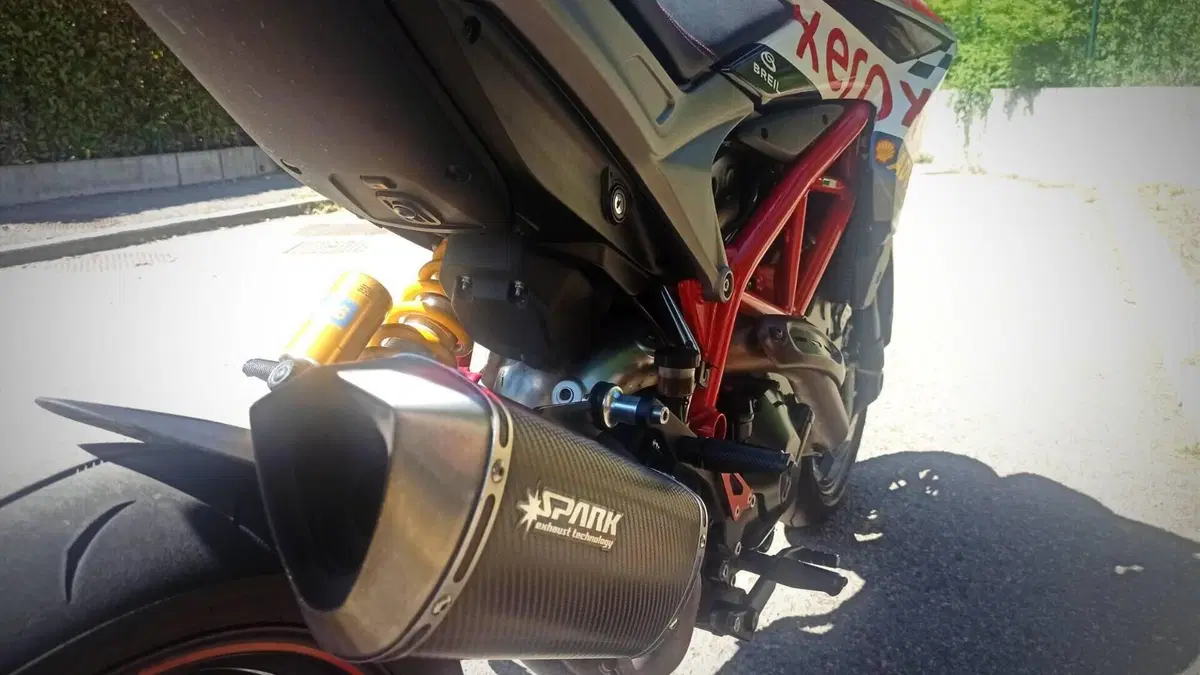 Ducati Hypermotard 821 SP (2013 - 15)  (5)