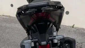 Honda ADV 350 (2022 - 24)  (8)