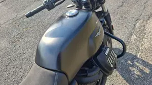 Moto Guzzi V7 Stone (2021 - 24)  (11)
