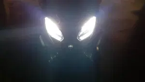 Piaggio MP3 400 Sport ABS Hpe (2023 - 24)  (4)