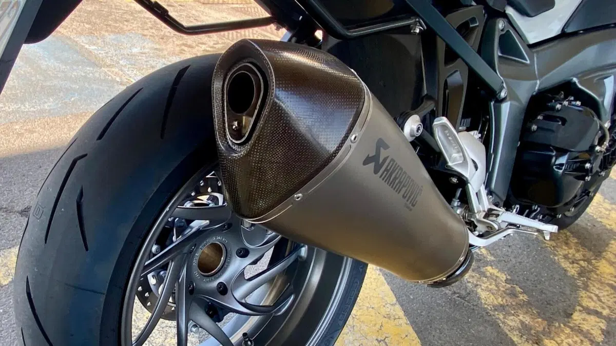 Bmw K 1300 R (2009 - 16)  (2)