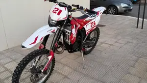 GASGAS EC 125 2T (2009)  (2)