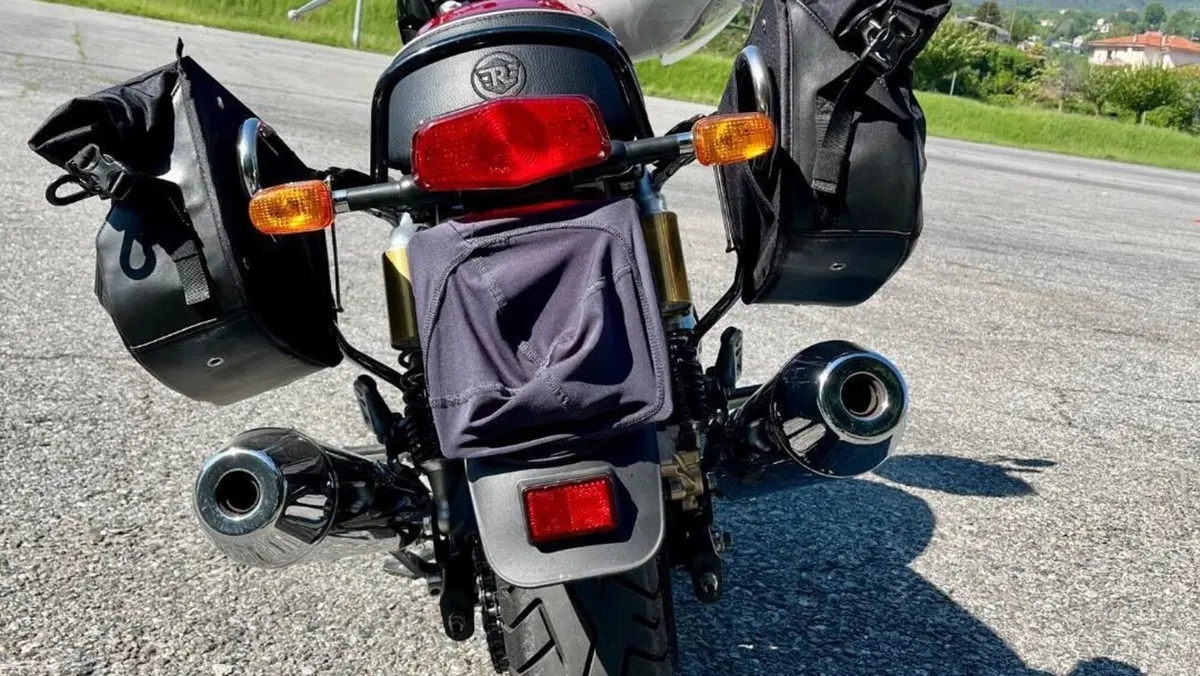 Royal Enfield Interceptor 650 (2021 - 26)  (7)