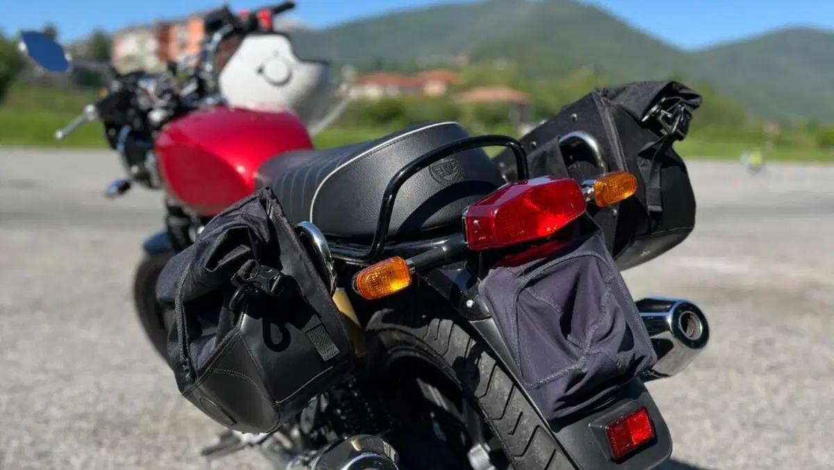 Royal Enfield Interceptor 650 (2021 - 26)  (10)