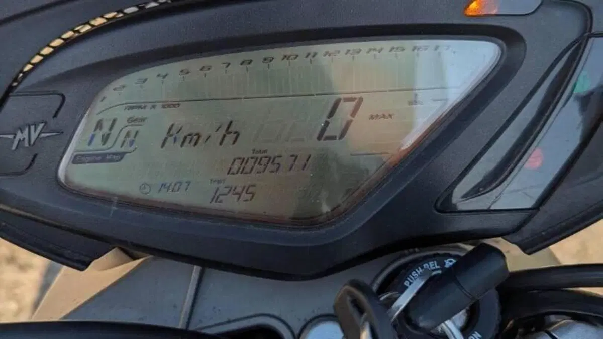 MV Agusta Brutale 675 (2011 - 15)  (4)