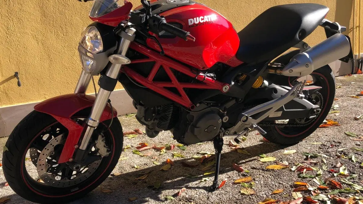 Ducati Monster 696 (2008 - 13)  (2)