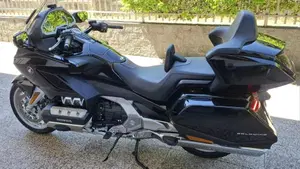 Honda GL 1800 Gold Wing Tour (2018 - 20)  (4)
