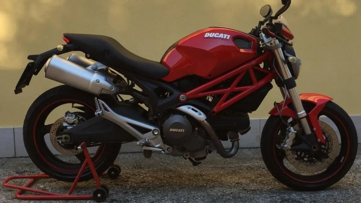 Ducati Monster 696 (2008 - 13)  (3)