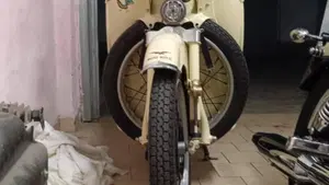 Moto Guzzi   (6)