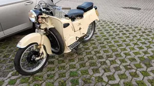 Moto Guzzi   (8)
