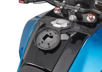 Flangia Givi BF89 Tanklock - Annuncio 8929140