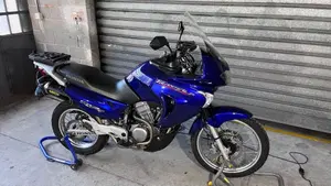 Honda Transalp XL 650V (2000 - 04) 