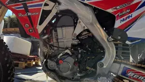 Honda CRF 450RF (2015)  (5)