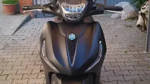 Piaggio Beverly 300 S ABS-ASR (2021 - 25) 