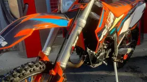 KTM 125 EXC (2009)  (3)
