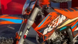 KTM 125 EXC (2009)  (4)
