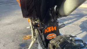 KTM 125 EXC (2009)  (7)