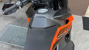 KTM 890 Adventure (2022)  (3)