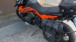 KTM 890 Adventure (2022)  (5)