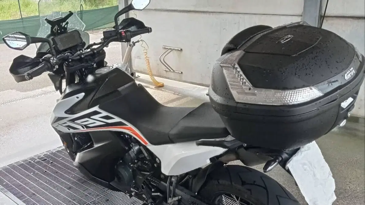 KTM 790 Adventure (2019 - 20)  (8)