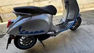 Vespa Primavera Elettrica 70 Tech (2024 - 26)  (5)