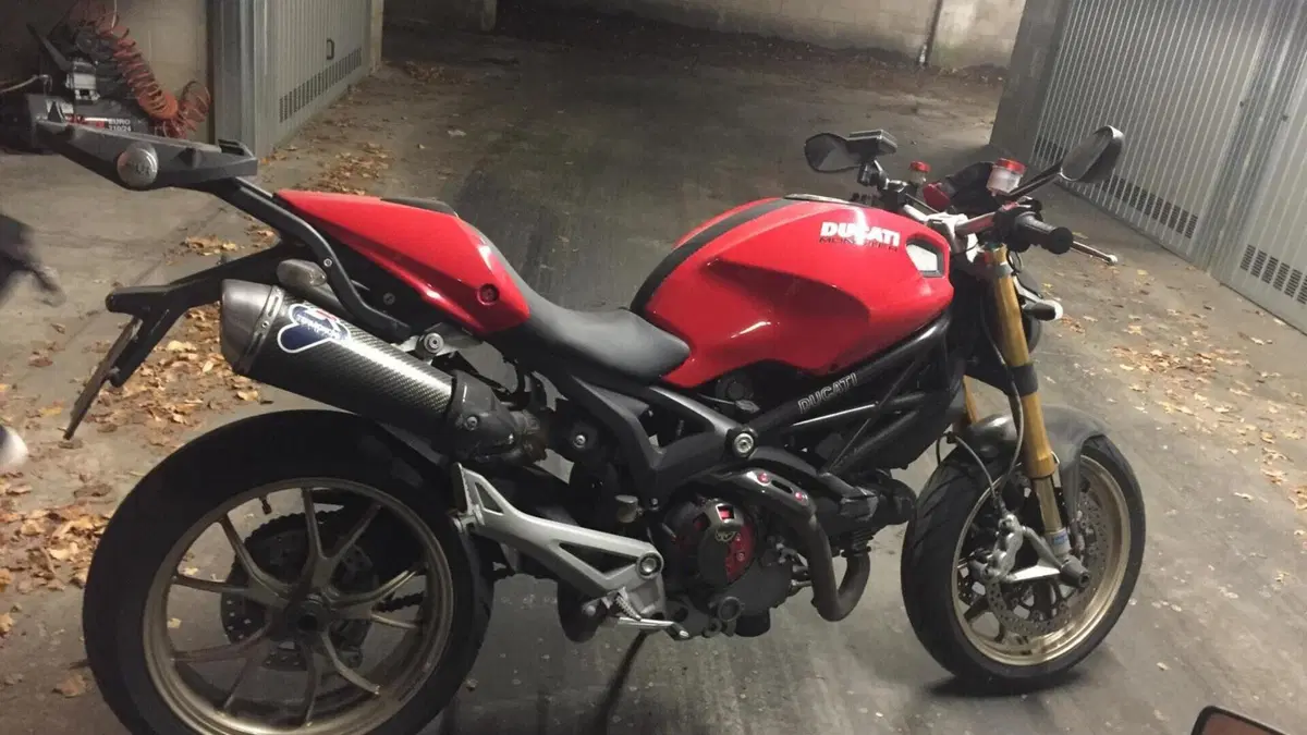 Ducati Monster 1100 S (2009-10)  (10)