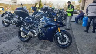 Yamaha FZ1 Fazer (2006 - 16) usata