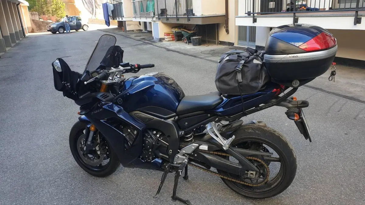 Yamaha FZ1 Fazer (2006 - 16)  (4)