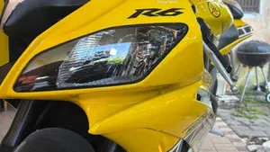 Yamaha YZF R6 (2008 - 09)  (4)
