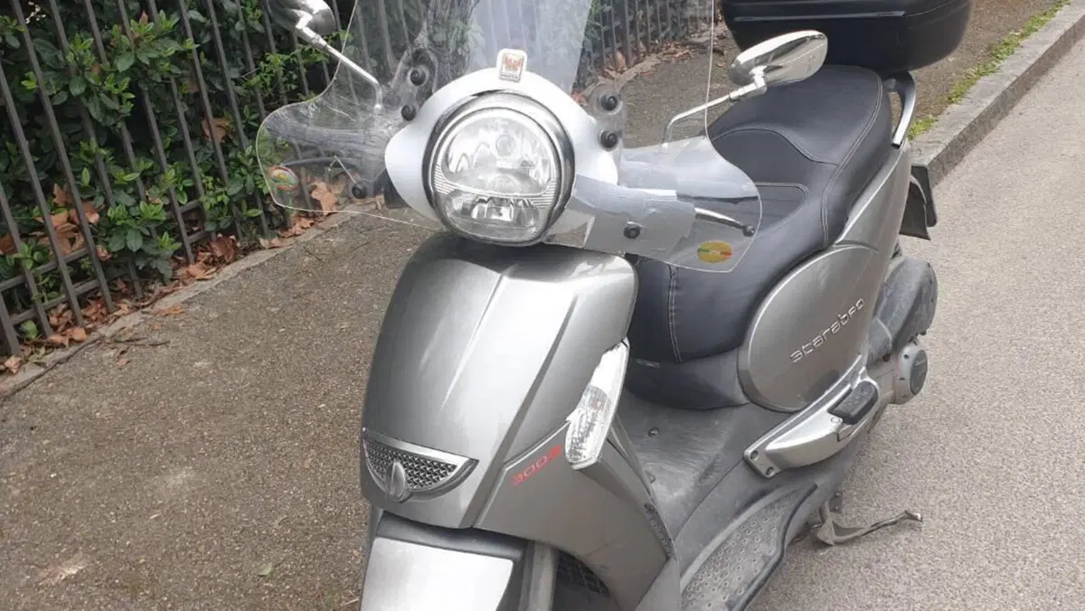 Aprilia Scarabeo 300 Special (2009 - 13)  (3)