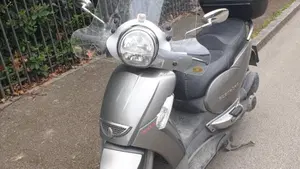 Aprilia Scarabeo 300 Special (2009 - 13)  (3)