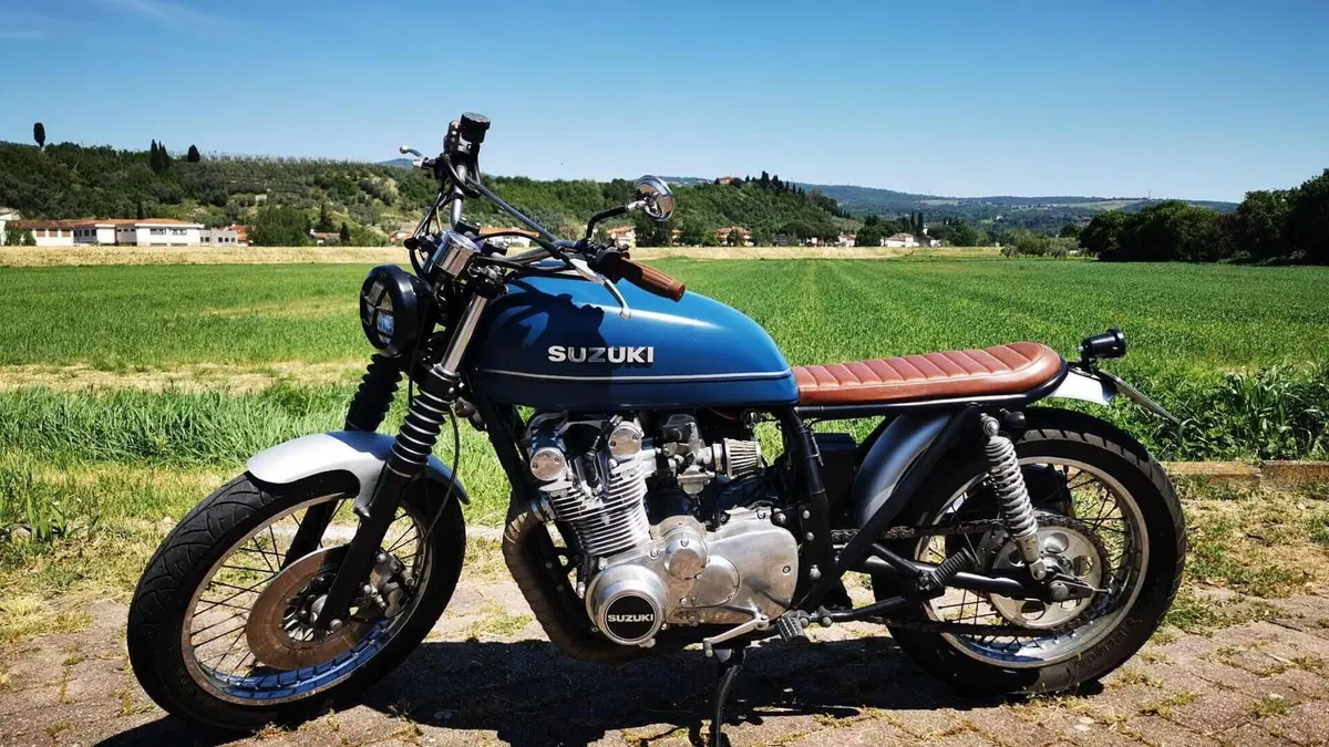 Suzuki  